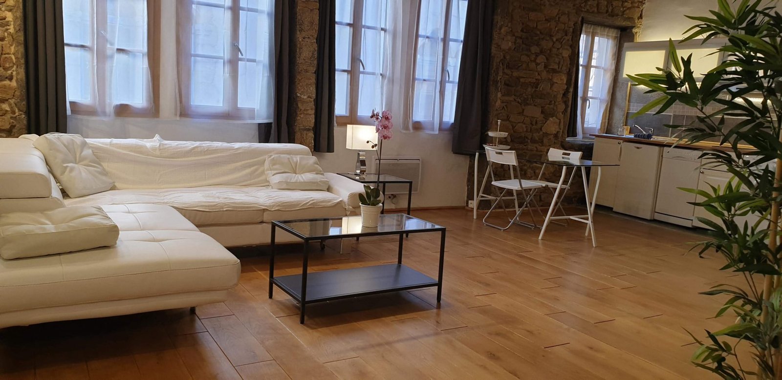 Suite Executive 11 - Loges de Lyon suite-executive-vieux-lyon20190513_160124