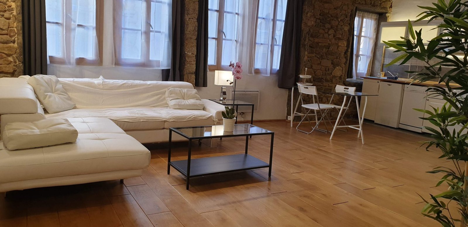 Suite Executive 14 - Loges de Lyon suite-executive-vieux-lyon20190513_160125